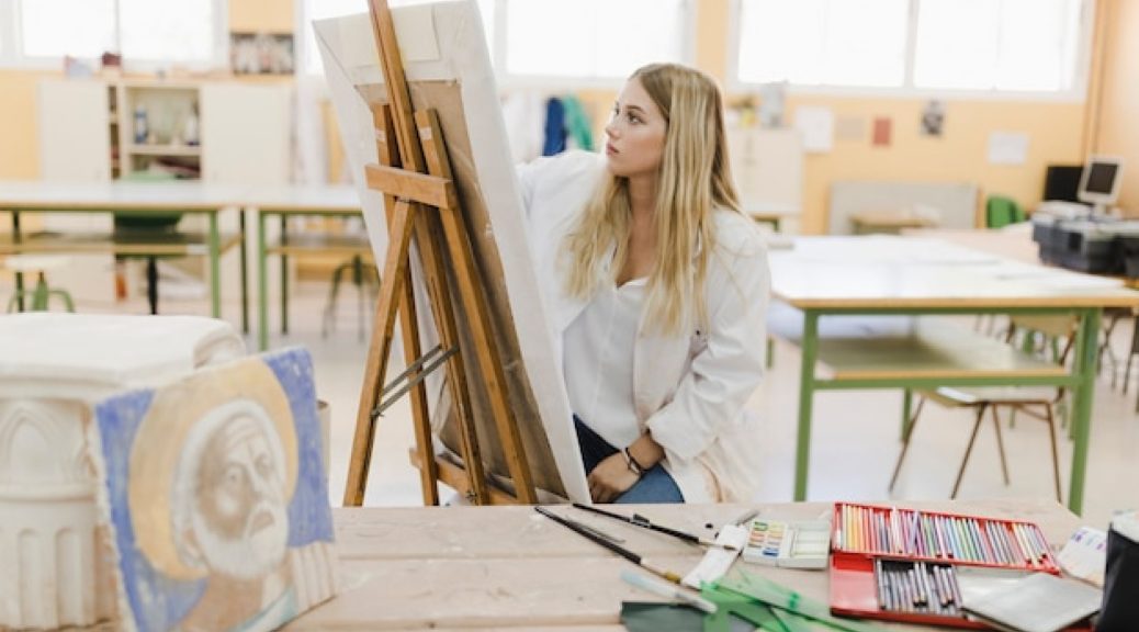 Prépa design : comprendre la formation préparatoire et son rôle clé dans l’accès aux écoles d’art